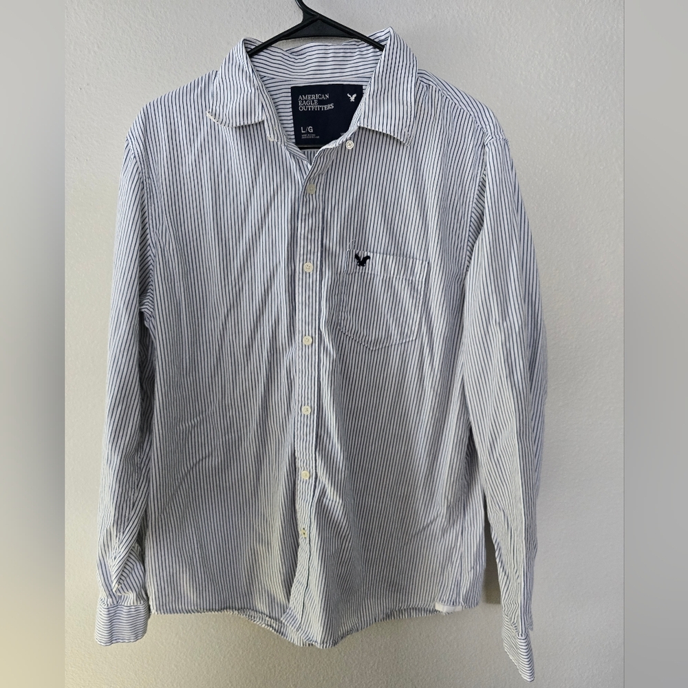 American Eagle Long Sleeve Button Up Size Large